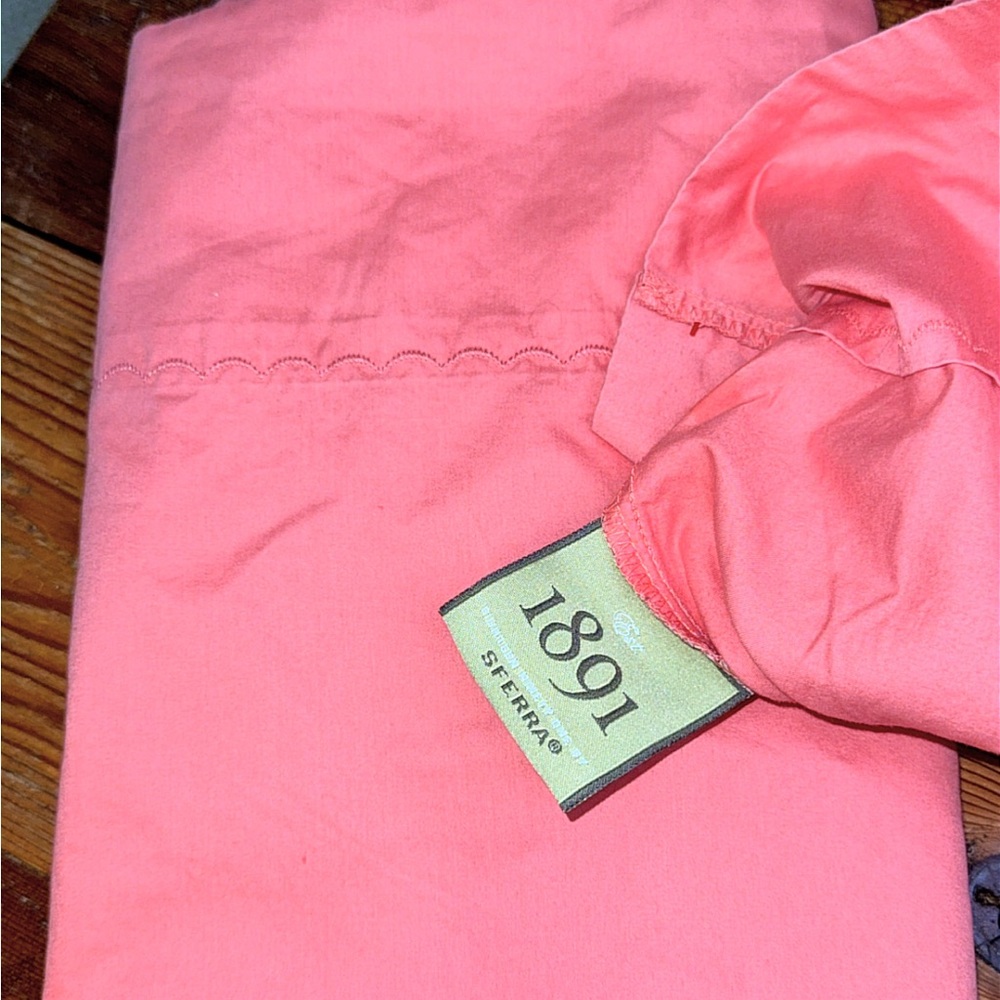 Sferra 1891 St. Tropez Pillowcases scallop embroidery long staple supima coral